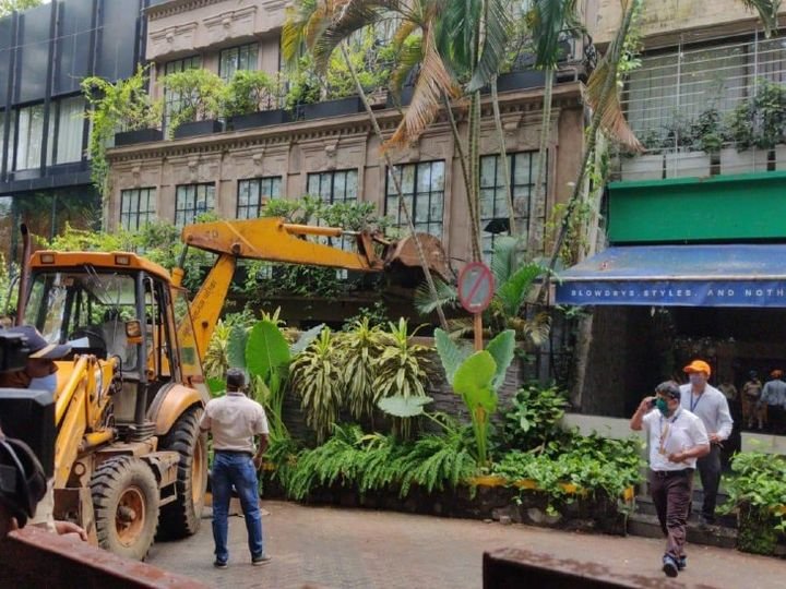 बॉम्बे हाई कोर्ट ने कहा-बुलडोजर चलाने वाले अधिकारी और संजय राउत को भी बनाया जाए पार्टी, सुनवाई बुधवार के लिए टली